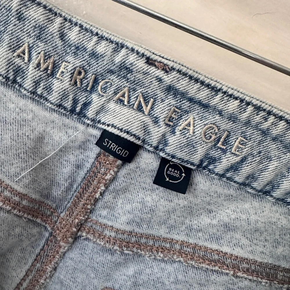 American Eagle Strigid Distressed Denim Jean Shorts Cut Off High Rise Stretch 8 - Picture 11 of 15